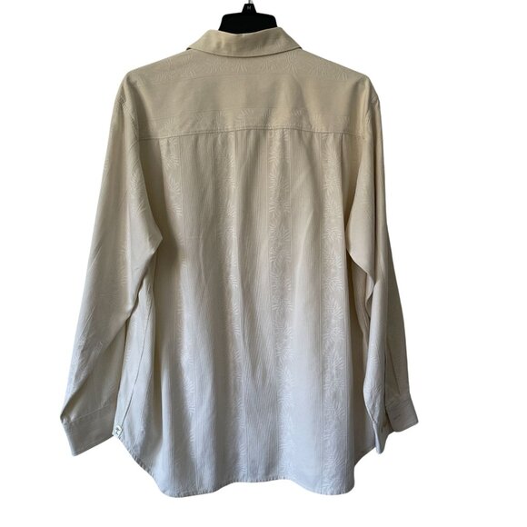 Tommy Bahama Beige Long Sleeve Button-Up Shirt M Silk Blend Textured Palm Leaf - Picture 2 of 9